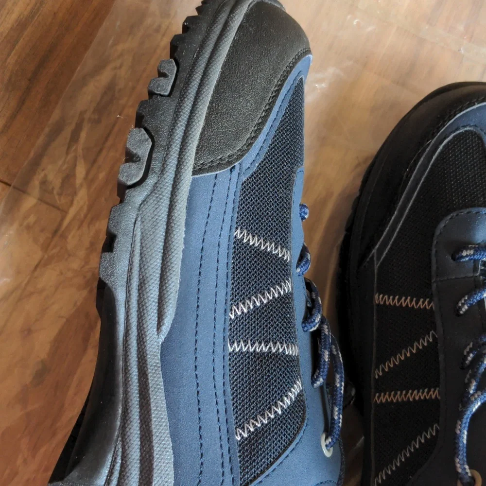 NWT Cotton Traders Walking Shoes - Picture 9 of 11